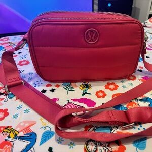 lululemon athletica Pink Wunder Puff Crossbody Bag